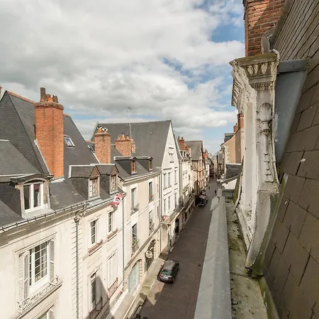 Confortable T2 Grand Marche Tours - Mytripintours *